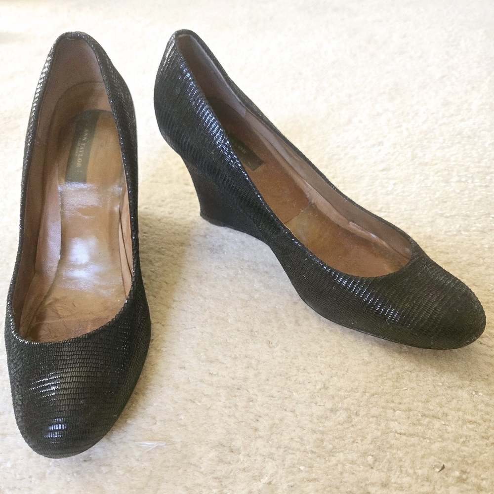 Ann Taylor Metallic Black Leather Wedge Shoes